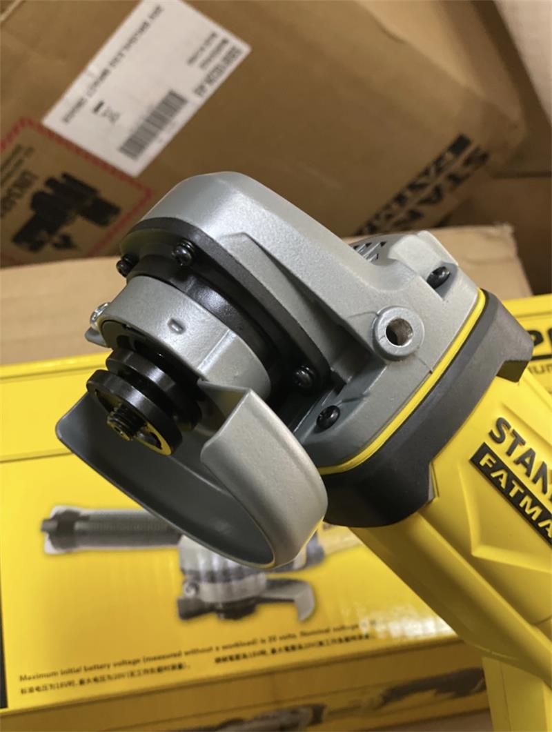 Smerigliatrice angolare ricari - Power Tools Stanley recensione e prezzo